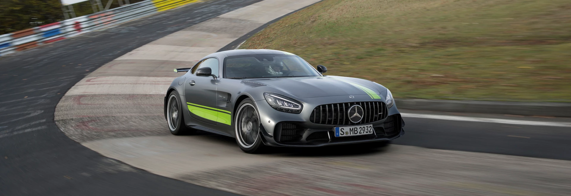 Mercedes-AMG unveils limited edition GT R Pro